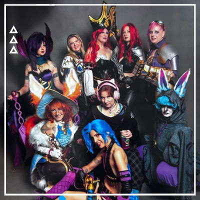 Die Cosplay-Gruppe Anima Serpentis
